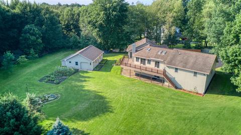 8250 Case, Brooklyn, MI 49230 photo 3