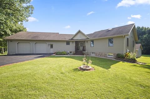 8250 Case, Brooklyn, MI 49230 photo 4