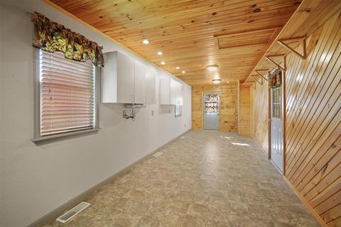 8250 Case, Brooklyn, MI 49230 photo 37