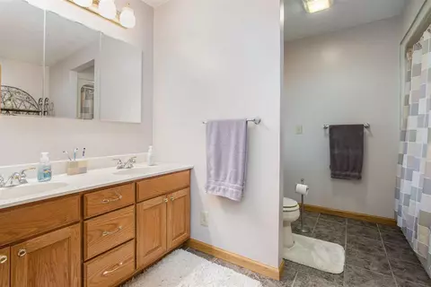 16288 E Cd, Augusta, MI 49012 photo 13