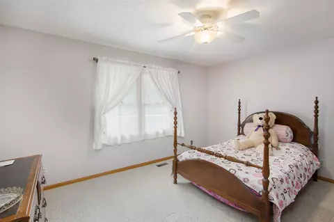 16288 E Cd, Augusta, MI 49012 photo 11