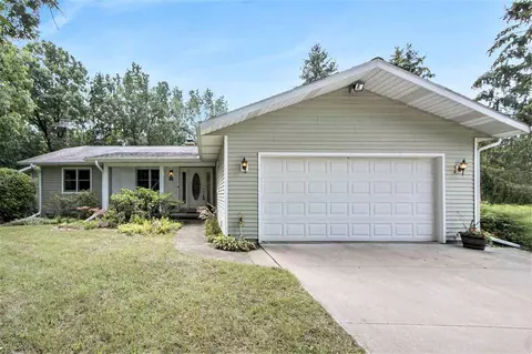 16288 E Cd, Augusta, MI 49012 photo 1