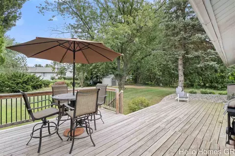 8568 Meadowbrook, Jenison, MI 49428 photo 13