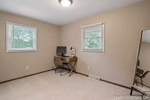 8568 Meadowbrook, Jenison, MI 49428 photo 20
