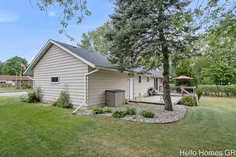 8568 Meadowbrook, Jenison, MI 49428 photo 36