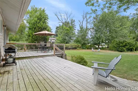 8568 Meadowbrook, Jenison, MI 49428 photo 14