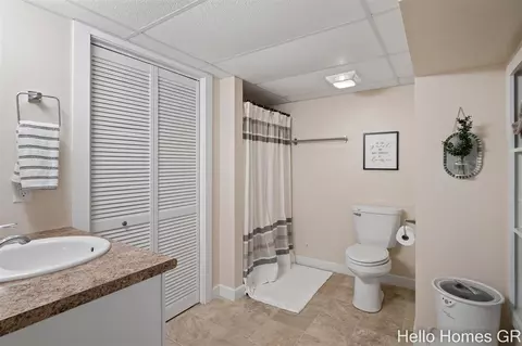 8568 Meadowbrook, Jenison, MI 49428 photo 28