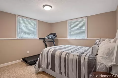 8568 Meadowbrook, Jenison, MI 49428 photo 26