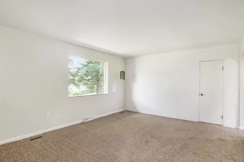 4520 Ann Arbor, Jackson, MI 49202 photo 11