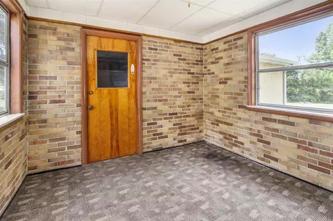 4520 Ann Arbor, Jackson, MI 49202 photo 4