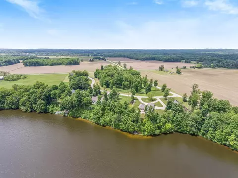 1 Harrison, Hart, MI 49420