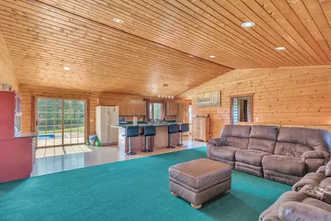 9555 Maines, Parma, MI 49269 photo 9