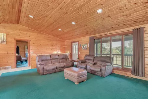 9555 Maines, Parma, MI 49269 photo 8