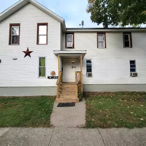 129 Washington, Bronson, MI 49028 photo 1