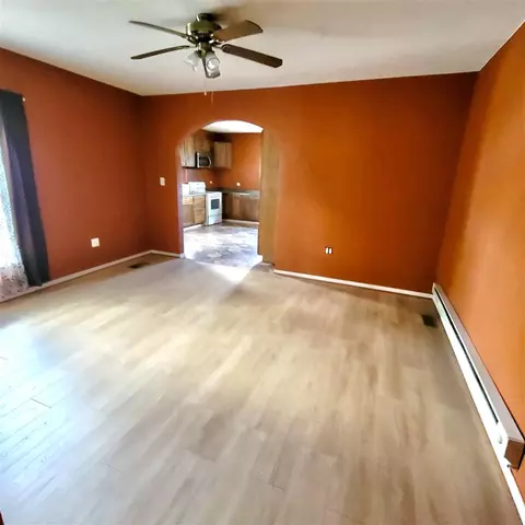 129 Washington, Bronson, MI 49028 photo 6