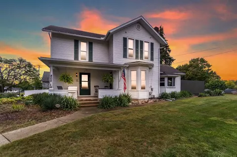 802 Edgewood, Jackson, MI 49202 photo 1