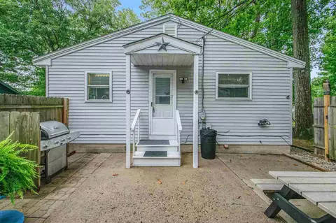 908 Woodruff, Stanton, MI 48888 photo 3