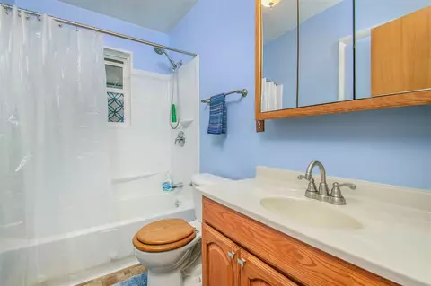 908 Woodruff, Stanton, MI 48888 photo 14