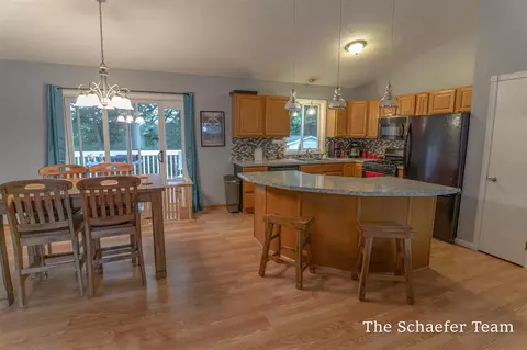 340 River, Lowell, MI 49331 photo 7