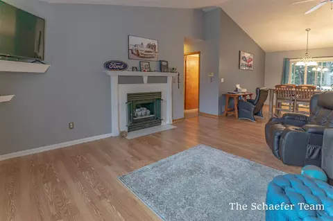 340 River, Lowell, MI 49331 photo 8