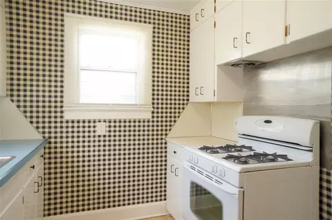620 N State, Jackson, MI 49202 photo 8