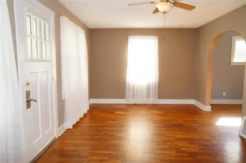 620 N State, Jackson, MI 49202 photo 2