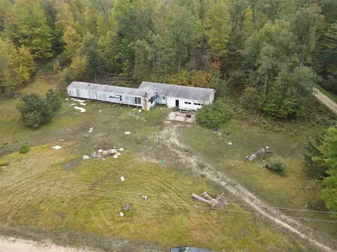 10845 Cedar, Gladwin, MI 48624 photo 1