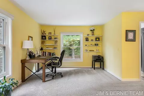 710 Mccabe, Ada, MI 49301 photo 25