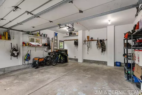710 Mccabe, Ada, MI 49301 photo 32