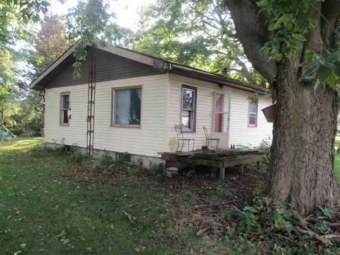 650 E Cass, Schoolcraft, MI 49087 photo 5