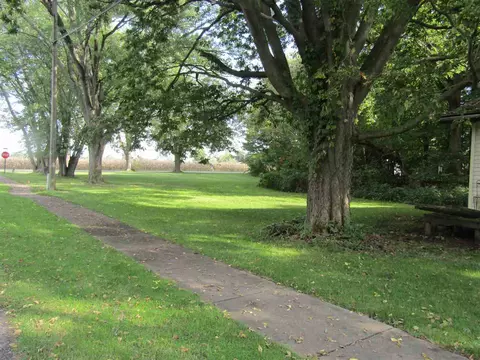 650 E Cass, Schoolcraft, MI 49087 photo 10