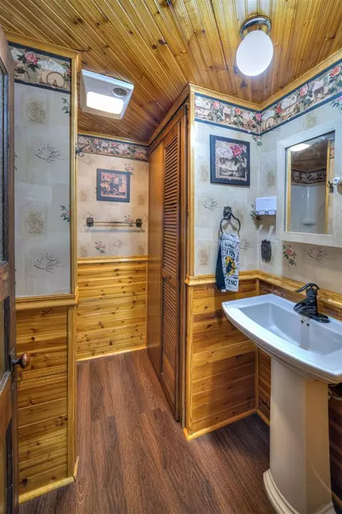 3775 Zion, Jackson, MI 49201 photo 18