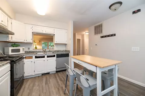 291 293 W Lovell, Schoolcraft, MI 49087 photo 37
