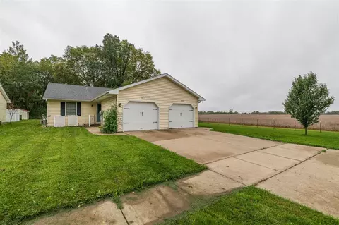 291 293 W Lovell, Schoolcraft, MI 49087 photo 1