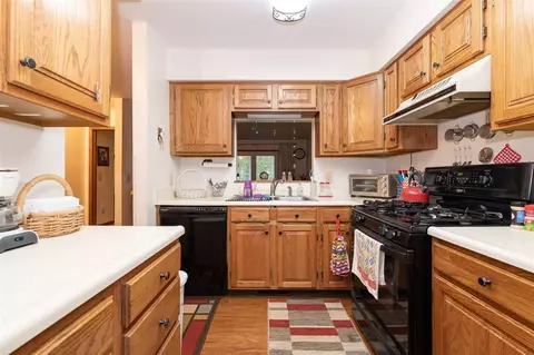 291 293 W Lovell, Schoolcraft, MI 49087 photo 4