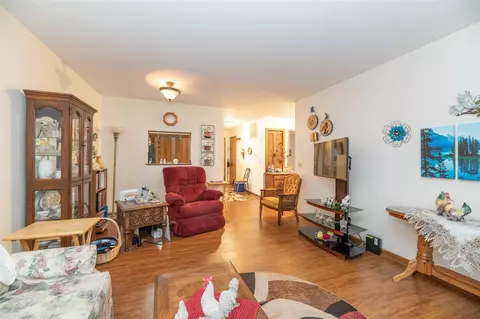 291 293 W Lovell, Schoolcraft, MI 49087 photo 19