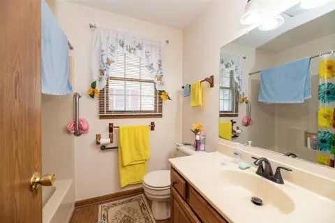 291 293 W Lovell, Schoolcraft, MI 49087 photo 12