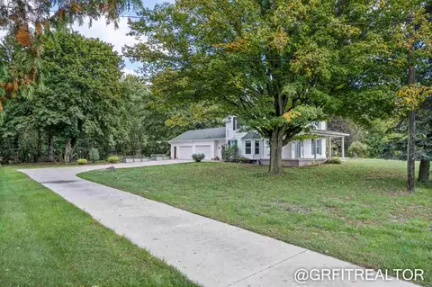 718 W State, Belding, MI 48809 photo 7