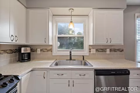 718 W State, Belding, MI 48809 photo 15