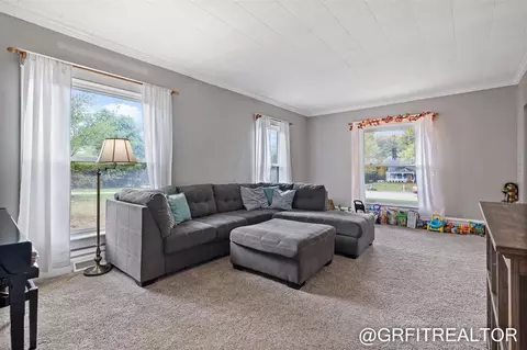 718 W State, Belding, MI 48809 photo 13