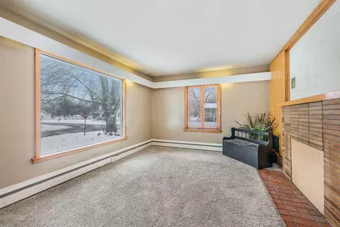 165 E Brks, Newaygo, MI 49337 photo 4