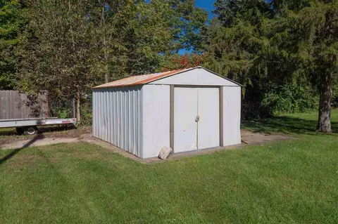 414 E Michigan, Three Rivers, MI 49093 photo 23