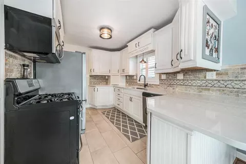 4083 Donnely, Jackson, MI 49201 photo 10