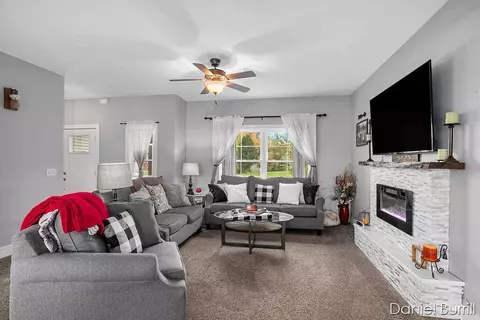 4276 Railside, Dorr, MI 49323 photo 5