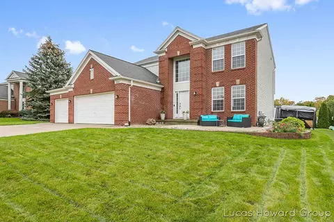 8652 Haystack, Caledonia, MI 49316 photo 2