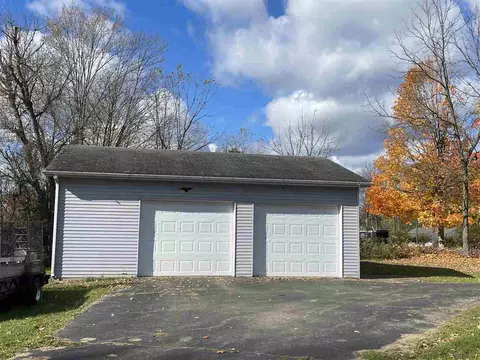 210 Chicago, Jackson, MI 49201 photo 3