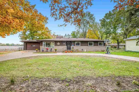 1039 E Hoffman, Three Rivers, MI 49093 photo 2