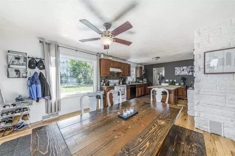 1039 E Hoffman, Three Rivers, MI 49093 photo 8