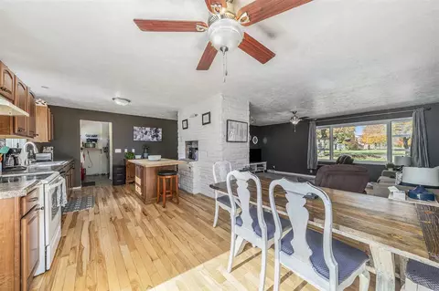 1039 E Hoffman, Three Rivers, MI 49093 photo 9