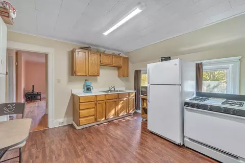 1008 Williams, Jackson, MI 49203 photo 34